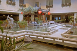 Holiday Inn Select - Lobby
